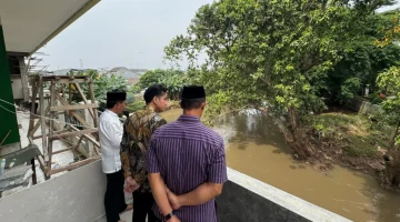 Tinjau Kawasan Pascabanjir Di Ciledug,  Wapres RI Minta Inventarisasi Wilayah Rawan Sepanjang Kali Angke