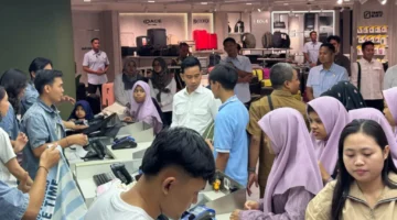 Berbagi Kebahagiaan Jelang Lebaran, Wapres RI Ajak Anak Panti PSAA Putra Utama Berbelanja di Muku Blok M Plaza